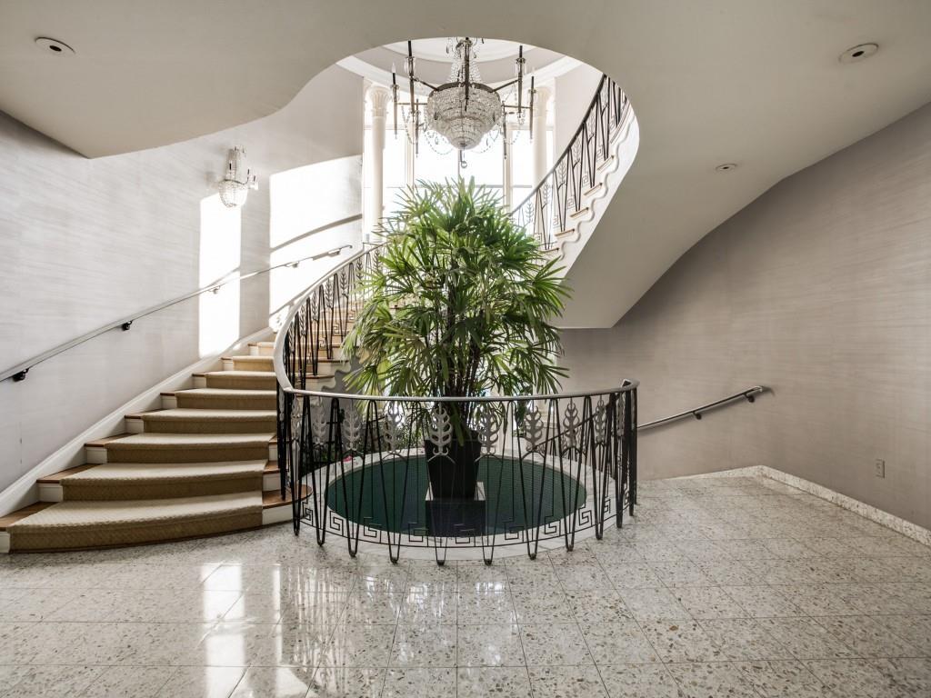 Imperial House Condo - Residential