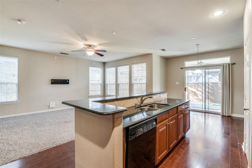 The Cascades At The Legends Ph - Residential
