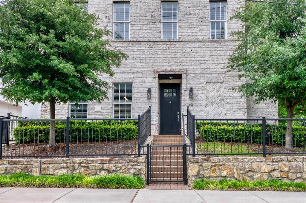 This meticulously maintained 3-bed townhome in Dallas offers a bright, open atmosphere across three levels, highlighted by expansive windows that fill the home with natural light throughout. This corner unit features a functional layout with a private first-floor bedroom ideal for guests or a home office, along with a private balcony and yard space that is well suited for pets. The main living areas feel airy and inviting thanks to abundant windows and thoughtful design. This home offers hardwood flooring throughout with no carpet, quartz countertops, Bosch appliances, and plantation shutters that enhance both style and light control. Each bedroom includes its own bathroom, providing flexibility and comfort for modern living. The garage is finished with an epoxy floor and includes a Tesla charger for added convenience. HOA covers water, sewer, trash, cable and internet! Located in North Dallas, this home is minutes from Galleria Dallas, near Addison’s dining and entertainment scene, and offers quick access to I-635 and the Dallas North Tollway. Outdoor recreation is close by with White Rock Creek Trail and nearby parks, making this a standout option for buyers seeking bright, convenience, and low-maintenance living.