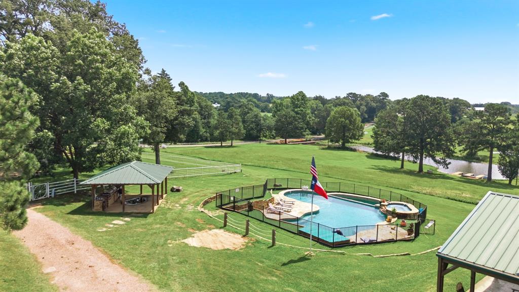 CADDO CREEK ESTATES - Land