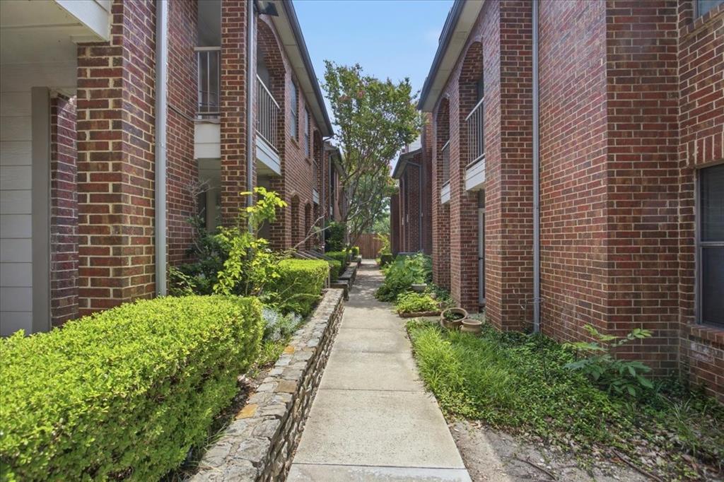 Heights Condo - Residential