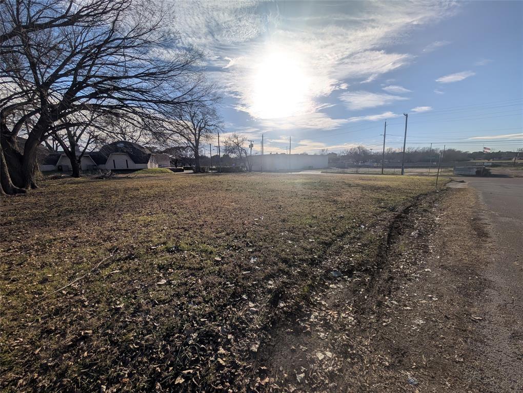 Lot  located near Downtown Garland and Central Park 1320,1316, 1312 W Ave E. all available