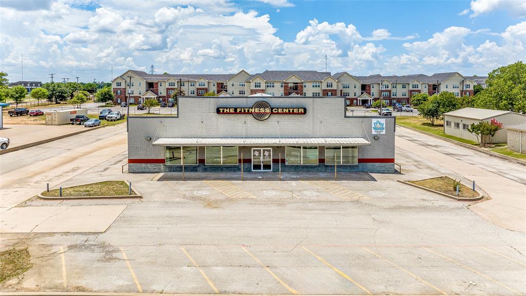 Doss Add - Commercial Sale