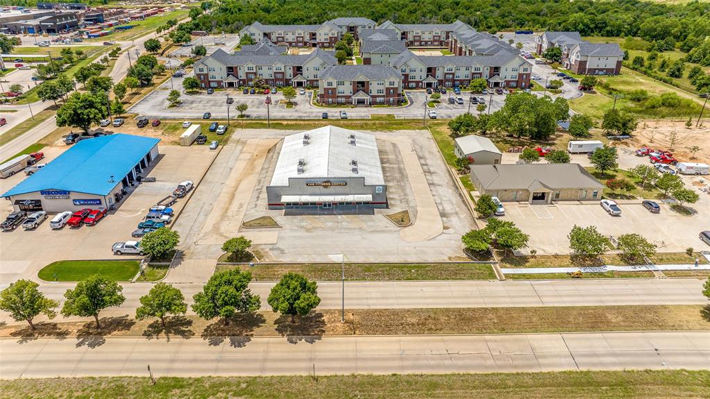 Doss Add - Commercial Sale