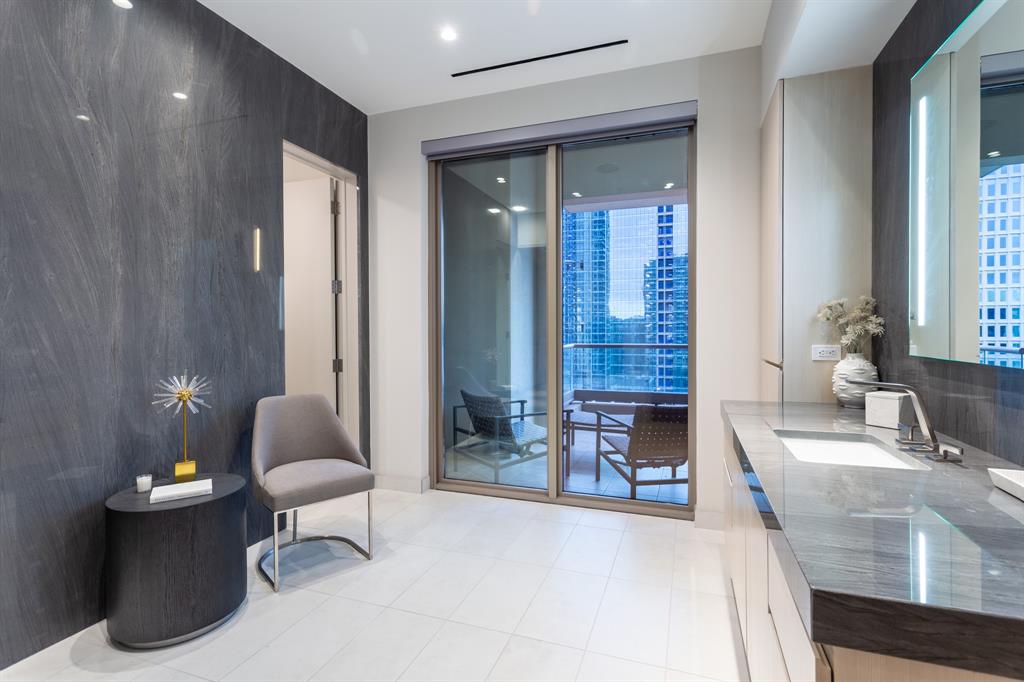 Stoneleigh Residences - Residential