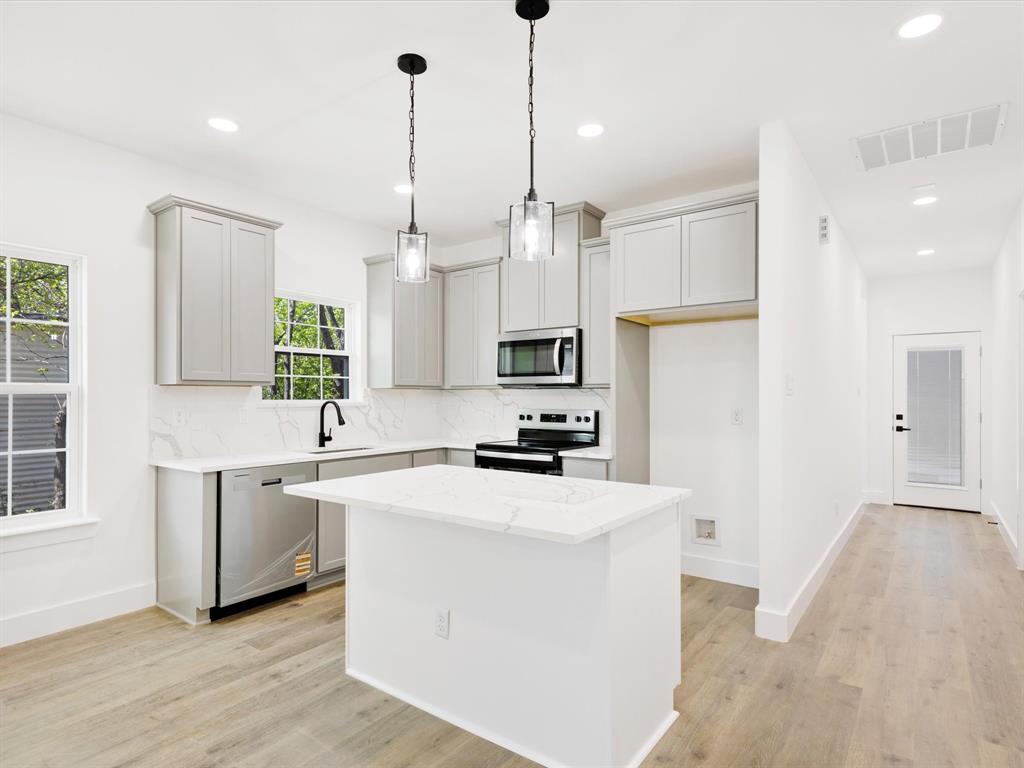 Garrett seven ph 2 - Residential