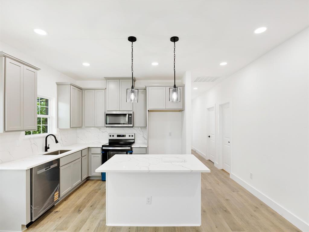 Garrett seven ph 2 - Residential