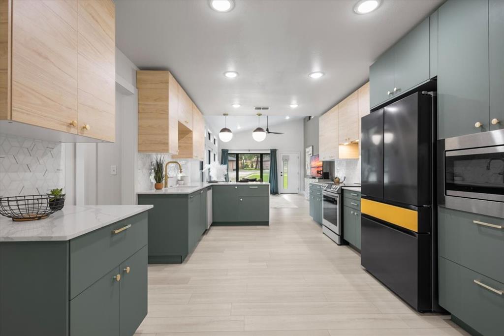 Hideaway Lake - Residential