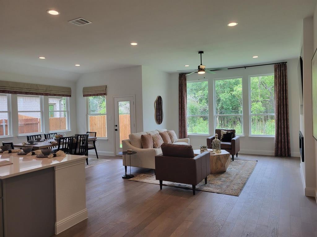 Summer Crest - Residential