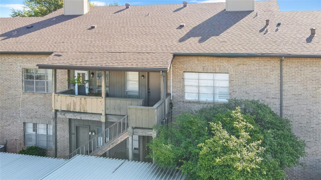 High Hollows Condo - Residential