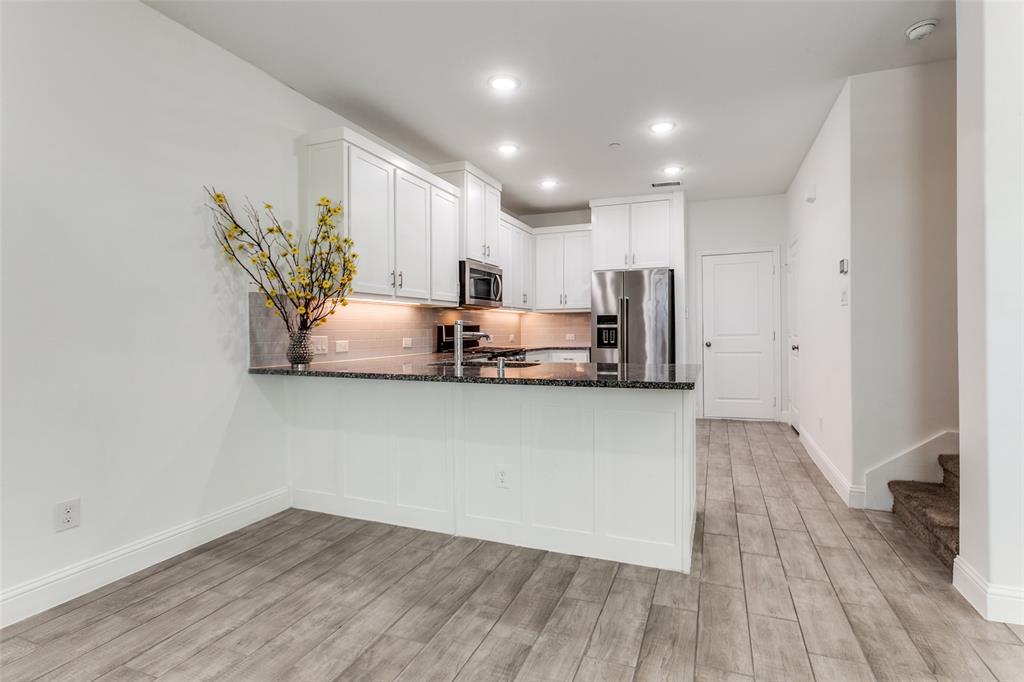 Riverset - Residential