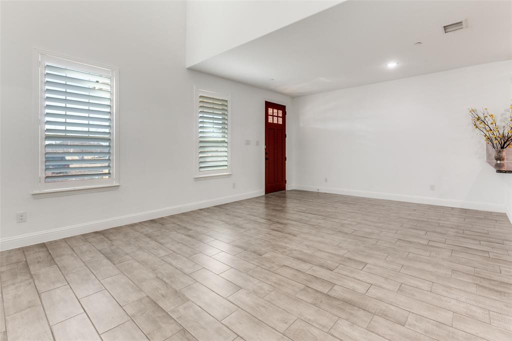 Riverset - Residential