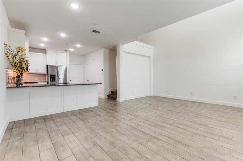 Riverset - Residential