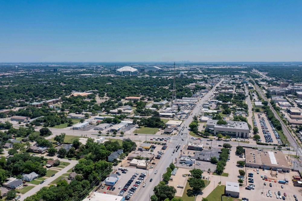Highway Park Add - Commercial Sale