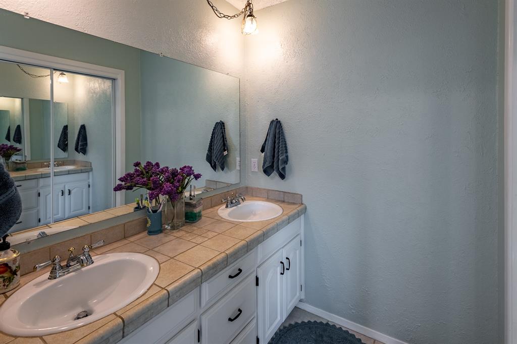 Brentwood Park - Residential Lease