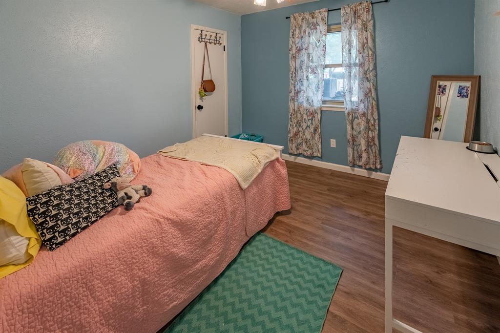 Brentwood Park - Residential Lease