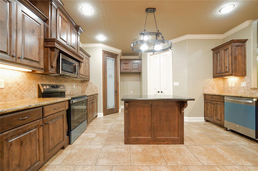 S511107 - OAK FOREST #7 - Residential