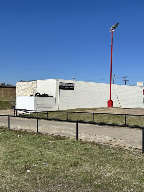 Waverly Park Add - Commercial Sale