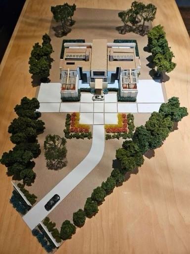 Holloway Add - Land