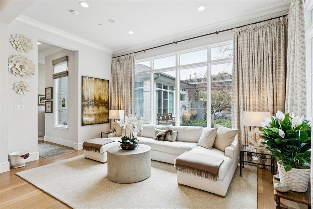LUNA PARK ESTATES - Residential