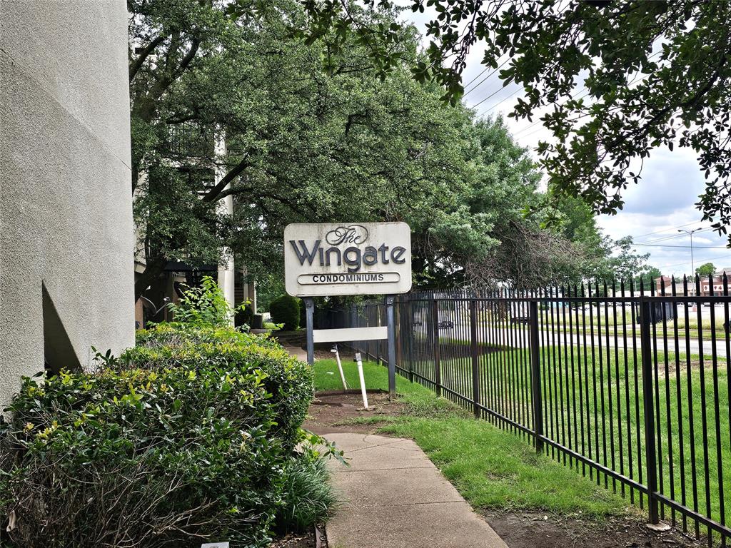 An opportunity to own an income producing portfolio of (5) 1 bedroom units.  Units are 100% leased with long term tenants.  Seller will sell as single units or as a group. The units are 12106,12105,1204,12103, and 10104. Complex is close to Richland College and is always in demand from renters.  All information provided is deemed reliable, but is not guaranteed and should be independently verified.