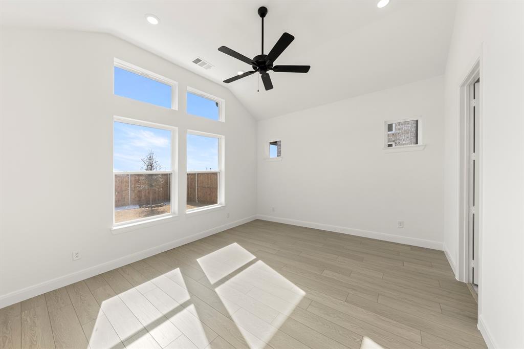 Lily Creek - Residential