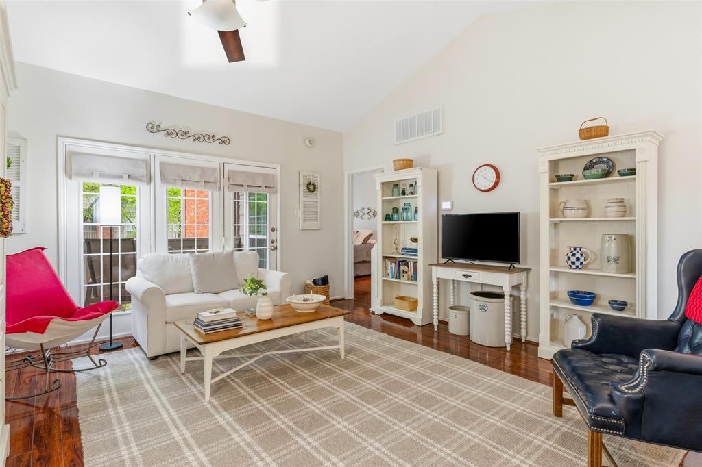 Williamsburg Condo Ph 02 - Residential