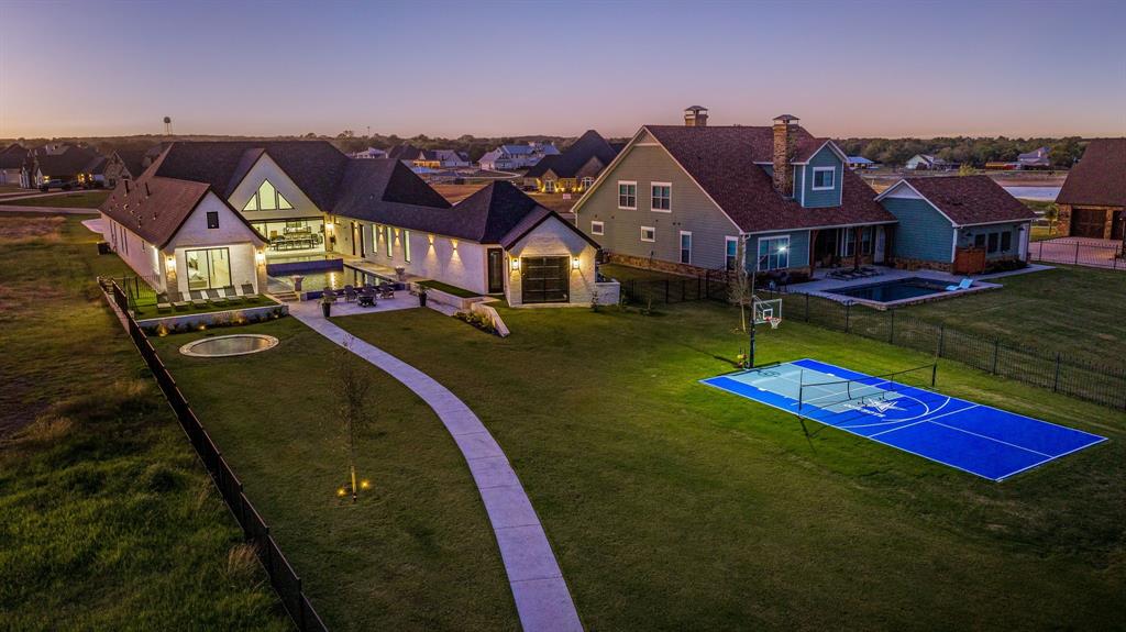 Laguna Bay - Residential