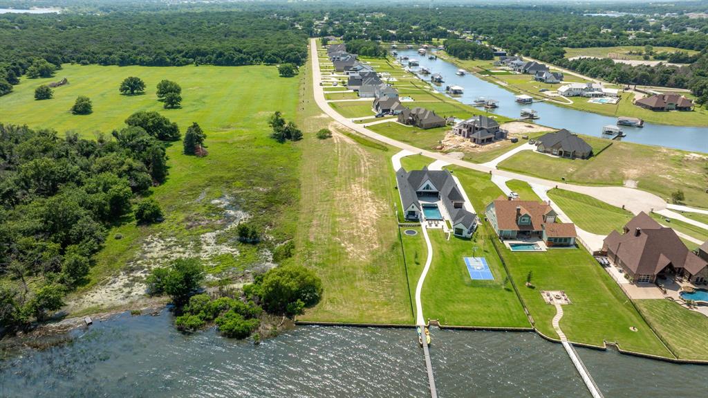 Laguna Bay - Residential