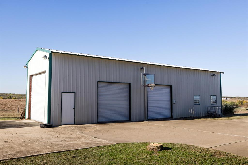 I P Morgan - Farm