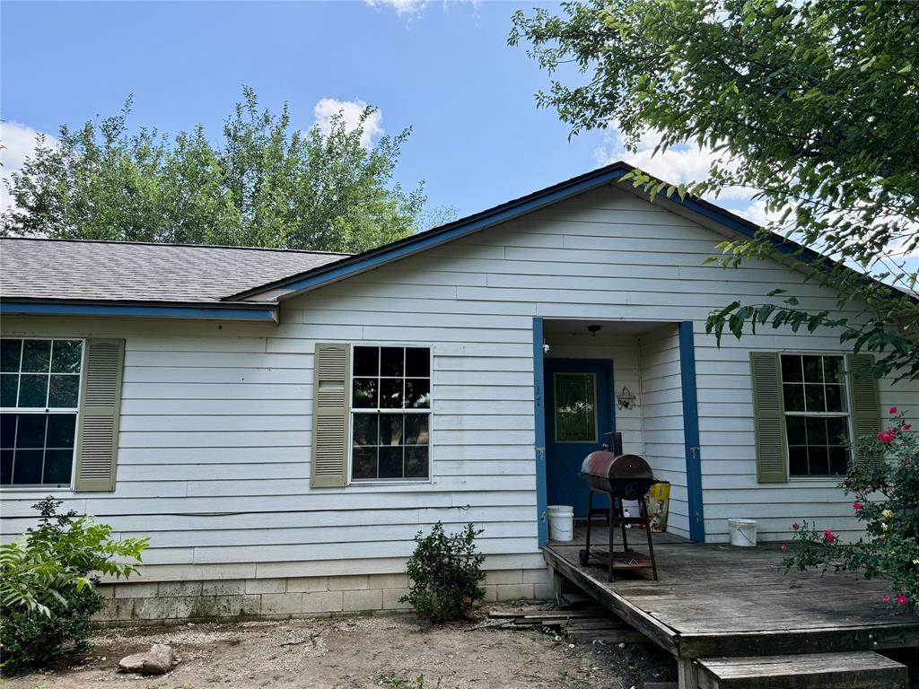 Great home located in Dublin, TX!!  This 4 bedroom, 2 bath home offers plenty of space for comfortable living with a functional layout and room for everyone.