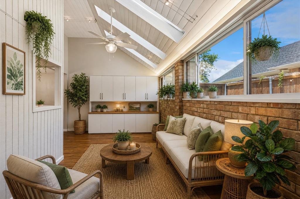 Lake Country Estates Add - Residential