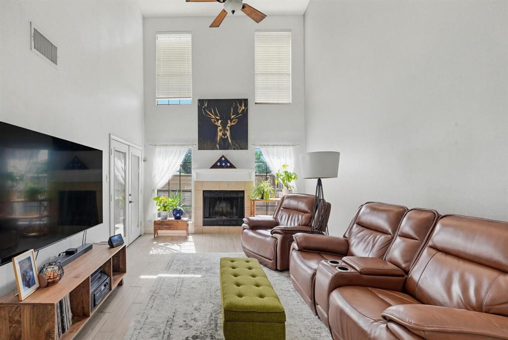 Country Greene Twnhms - Residential