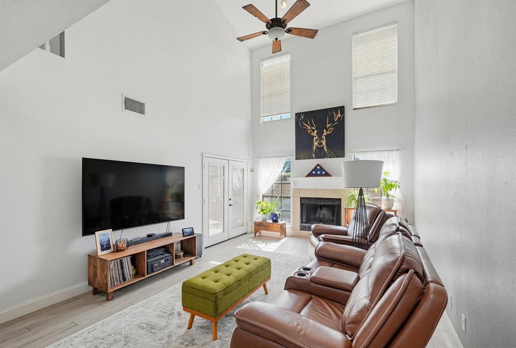 Country Greene Twnhms - Residential