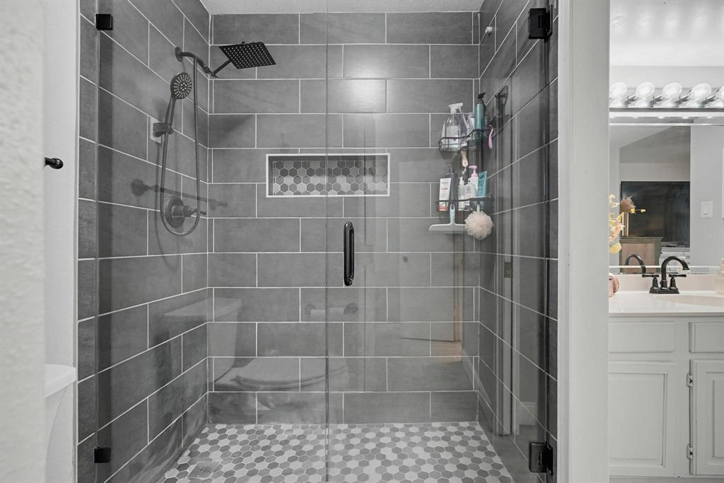 Country Greene Twnhms - Residential