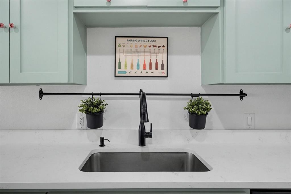 Country Greene Twnhms - Residential