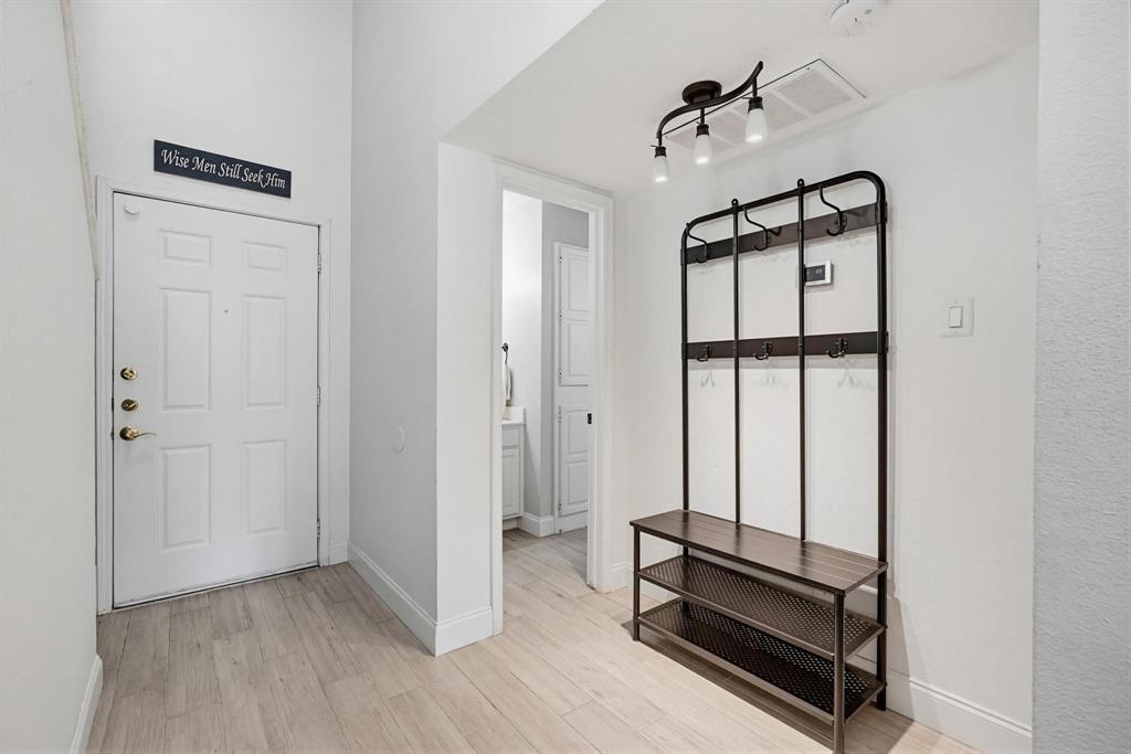 Country Greene Twnhms - Residential