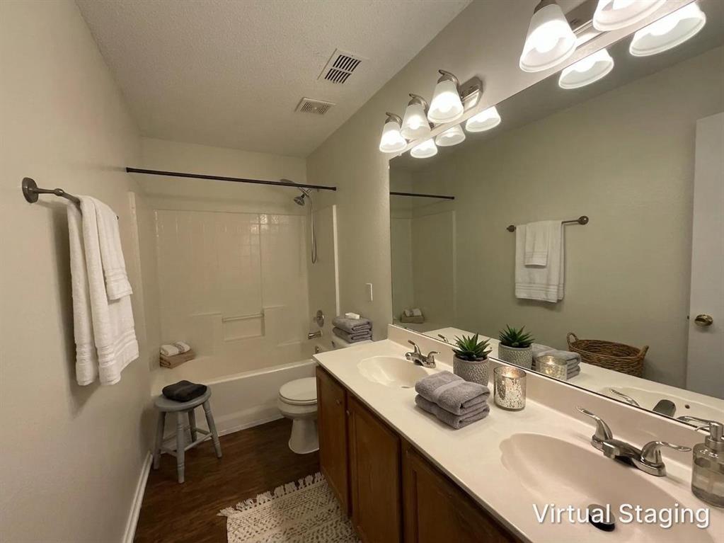 The Villages of Woodlake Ph 1 - Residential