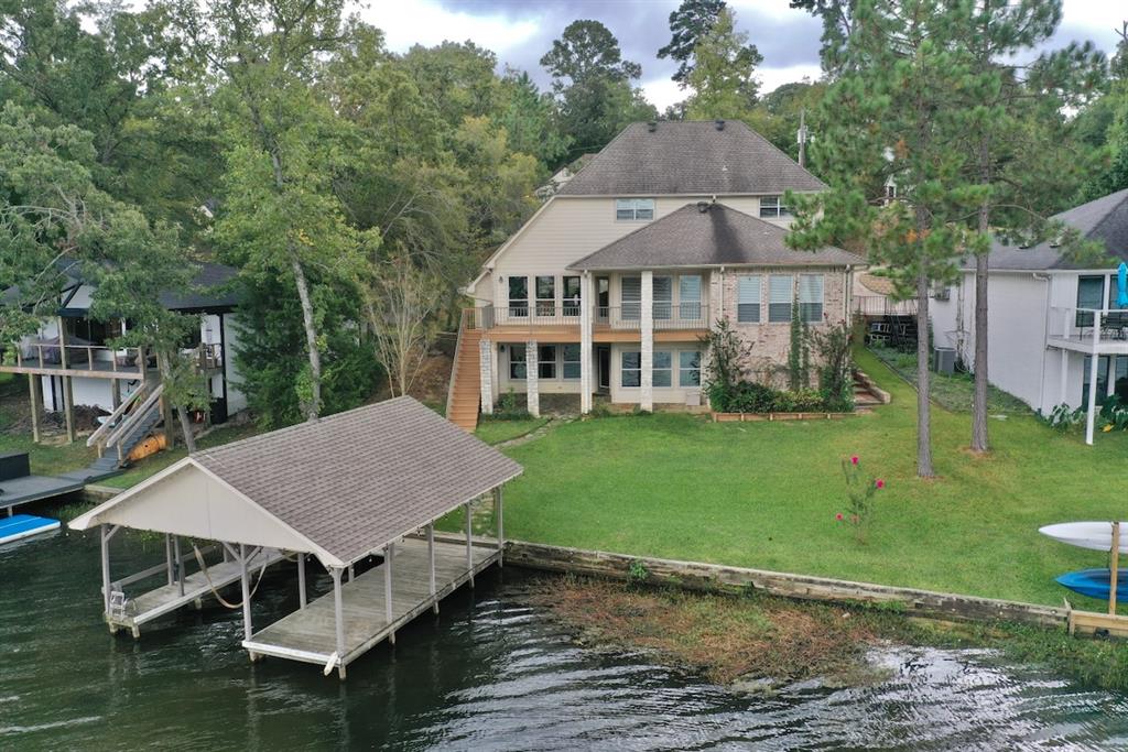 HIDE A WAY LAKE - Residential
