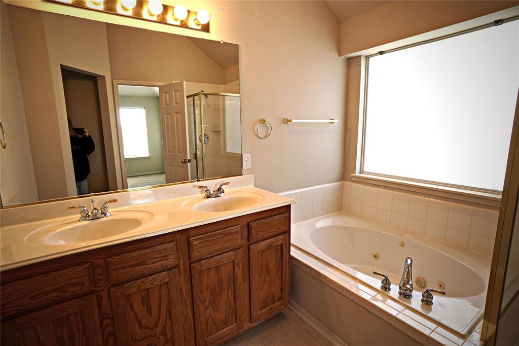 Crestview Ph 2 The Shores - Residential