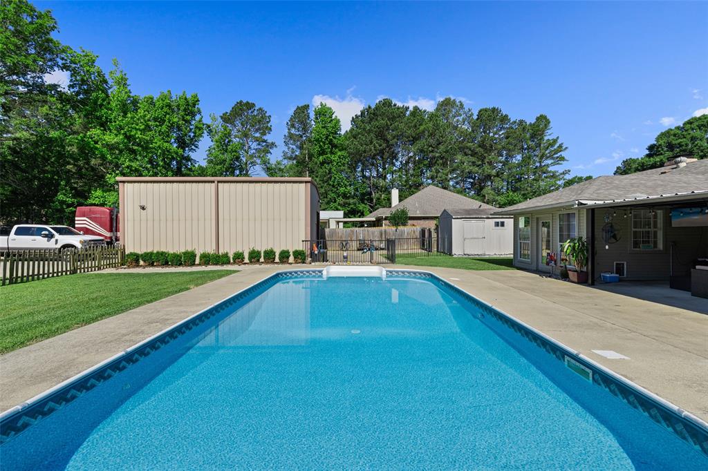 East Loop Est - Residential