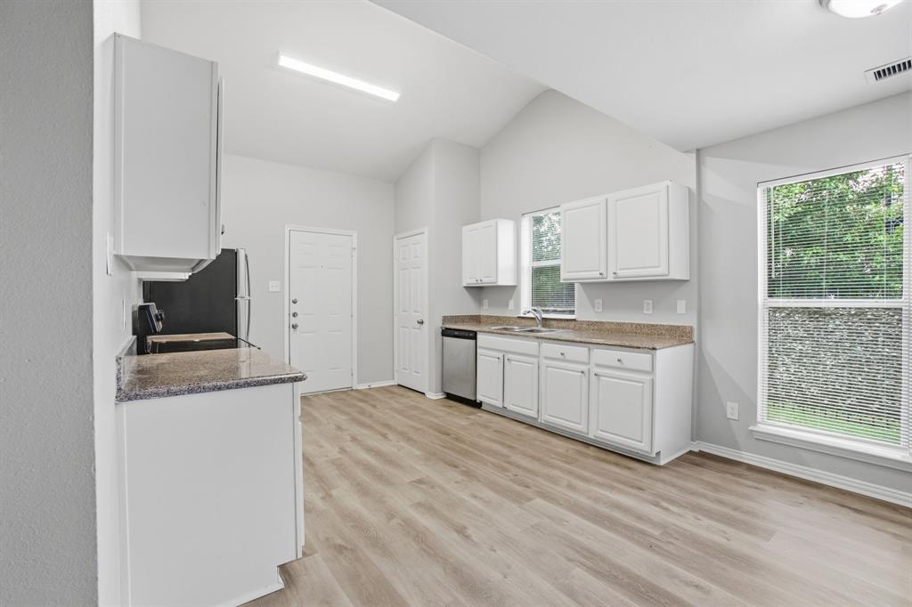 Stoneport Villas - Residential