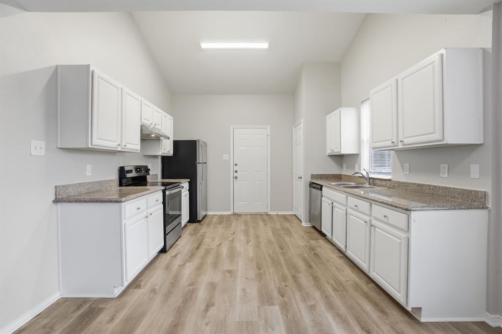 Stoneport Villas - Residential