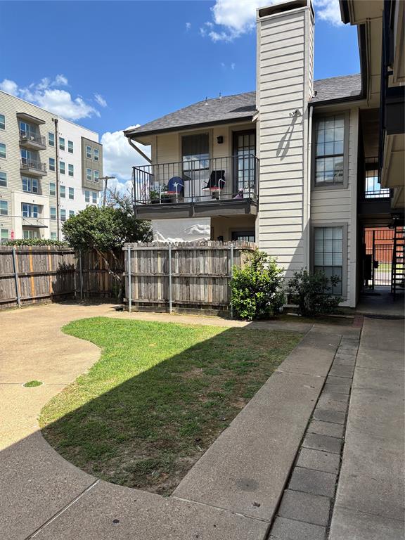 Garrett Park Condo - Residential