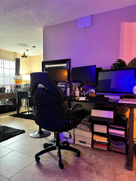 Garrett Park Condo - Residential