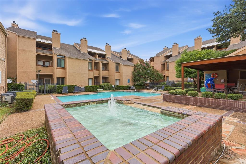 Casa Blanca Condiminium - Residential