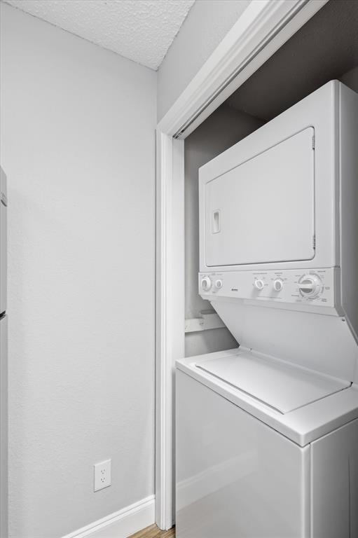 Casa Blanca Condiminium - Residential