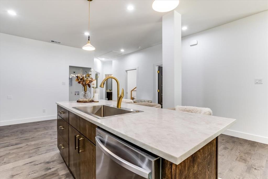 Westwood 01 - Residential
