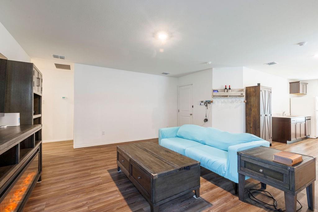 HIGHBRIDGE PH 2 - Residential