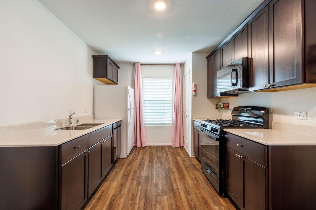 HIGHBRIDGE PH 2 - Residential